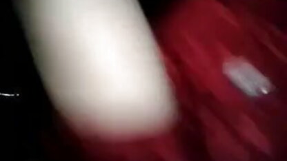 लड़की इंग्लिश सेक्सी मूवी वीडियो एक आदमी चल रही है और उसे गधे में