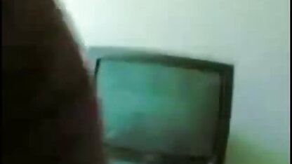 मोटा आदमी फट एक पूरा चेहरा इंग्लिश सेक्स मूवी हिंदी में के सामने एक वेब कैमरा