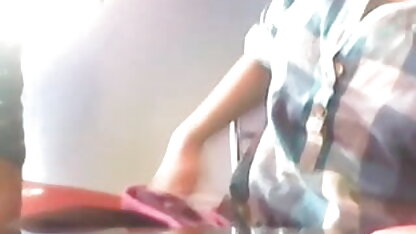 Denisa लड़की निगल सेक्सी फिल्म इंग्लिश मूवी बटन पर